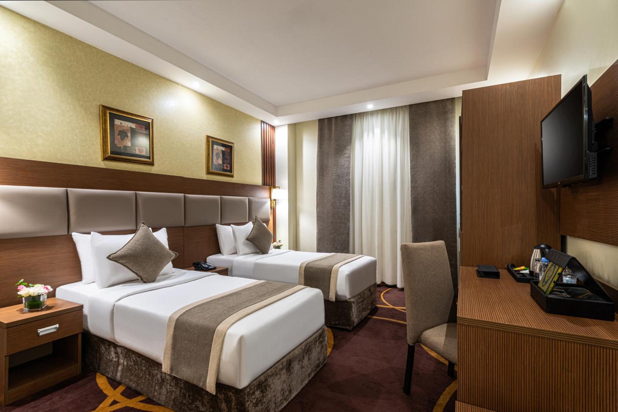Qasr Al Ansar Golden Tulip Hotel Medina Exterior photo